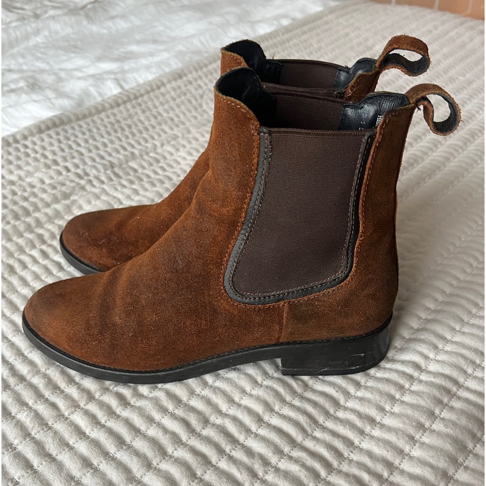 Thursdays Duchess Chelsea boot